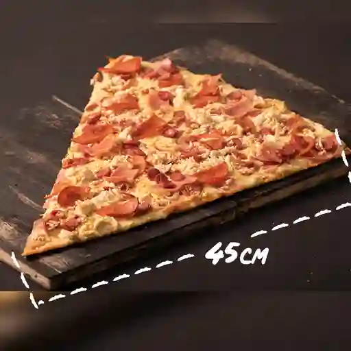 Pizza mega carnes 4 porciones