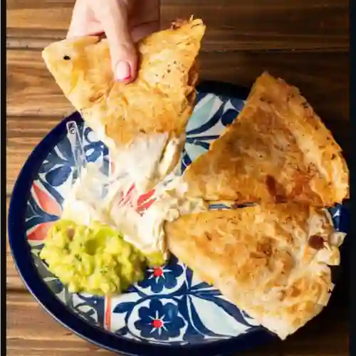Quesadillas de Birria con Concomé