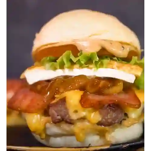 Burger Costeña + Papas + Gaseosa