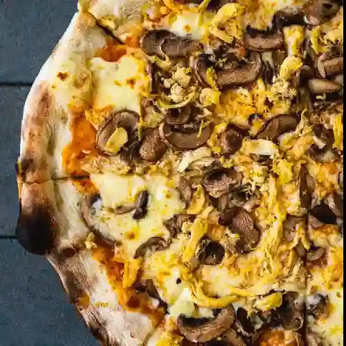 Pizza Pollo Champiñón