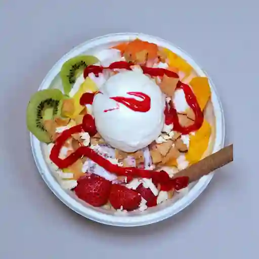 Ensalada de Frutas con Helado