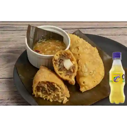 Combo Empanada D' Carne + Quatro Original 250ML