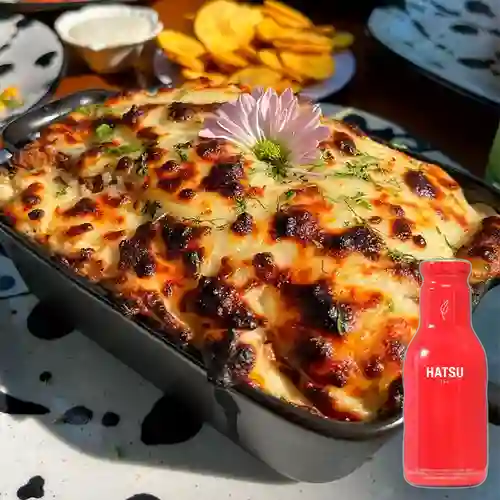 Combo Lasagna de Carne + Hatsu Frutos Rojos 400 ml