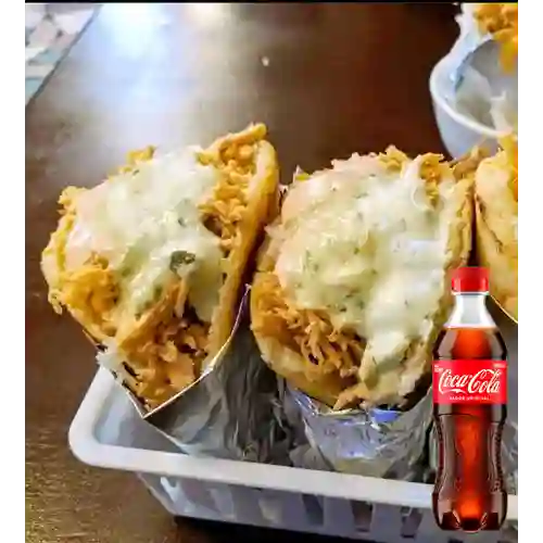 ¡PROMO! 2 Arepas de Pollo Mechado +Cocacola Org 400ml