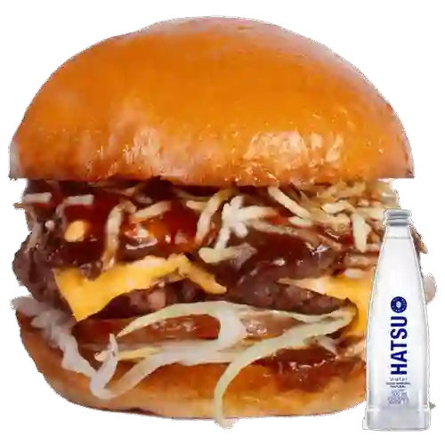 Combo D.c. Burger Doble + Agua Hatsu Sin Gas 400 Ml