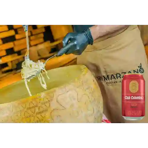 Combo Arma Tu Pasta a la Rueda + Club Cola Roja Lata 330ml