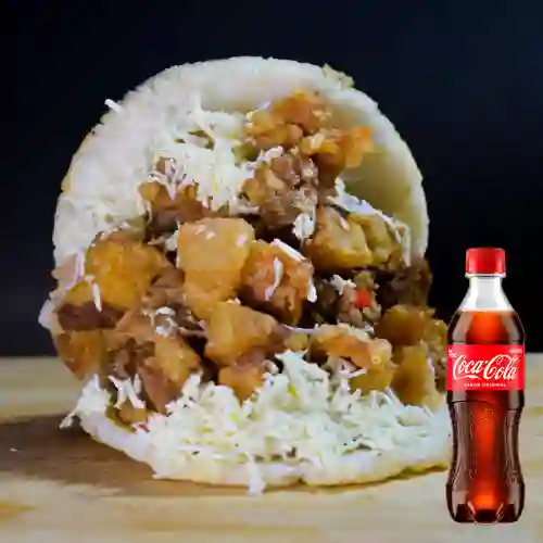 Arepa de Carne Mechada&Chicharrón +Cocacola Org 400ml