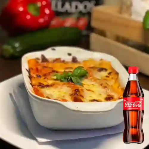 Combo Lasagna de Carne + Coca Cola Original 300ML