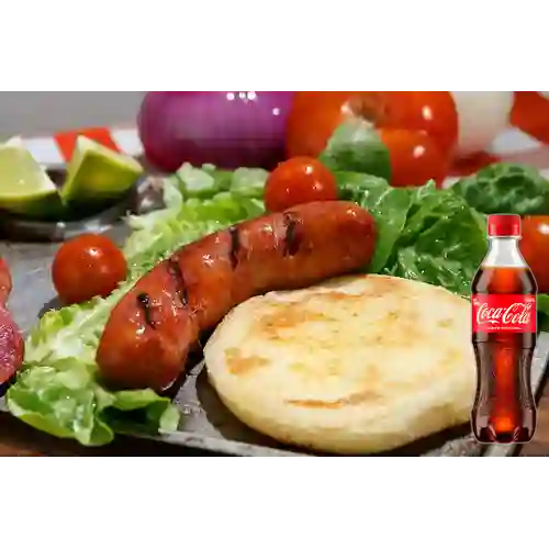 Combo Chorizo con Arepa + Coca Cola Original 400 ml