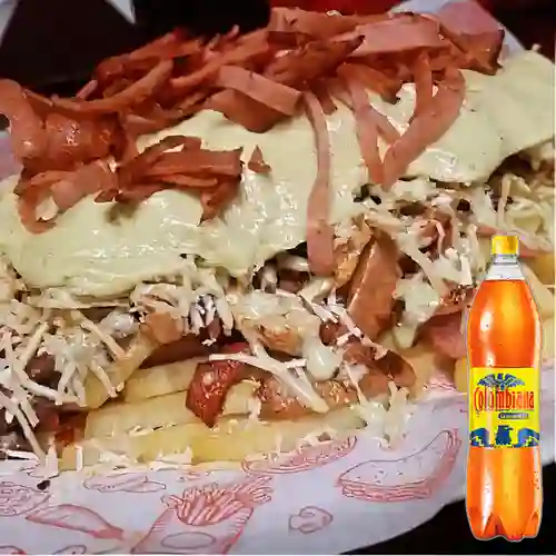 Combo Salchipapas para 2 Personas + Colombiana 1 L