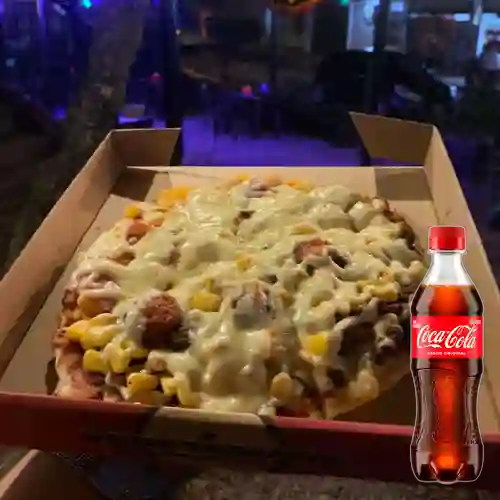 Combo Pizza Llanera + Coca Cola Original 400 ml