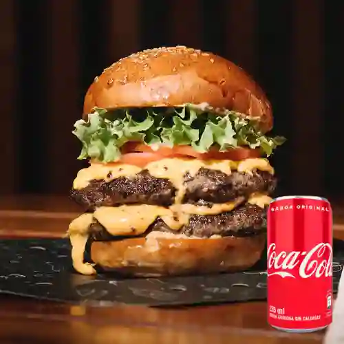 Mega Burger Doble Carne Doble Queso +CocaCola Org 235ml