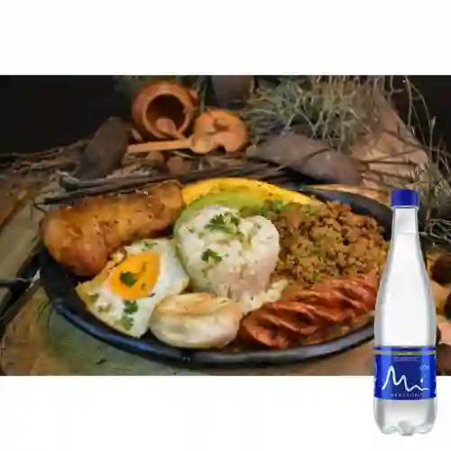 Combo Bandeja Paisa Especial + Manantial Sin Gas 600ML