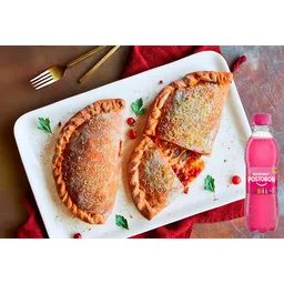 Combo Calzone de Carnes + Postobón Manzana 250 ml