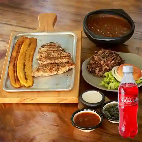 Almuerzo Ejecutivo c/ Pechuga Asada +Kola Roman 250ml