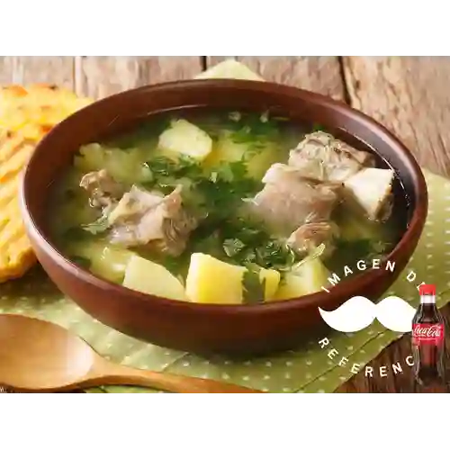 Combo Caldo con Costilla + Coca-Cola Original 250ml