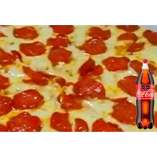 Combo Pizza de Pepperoni Americano Médium + Cocacola Orig 1.5 Lt