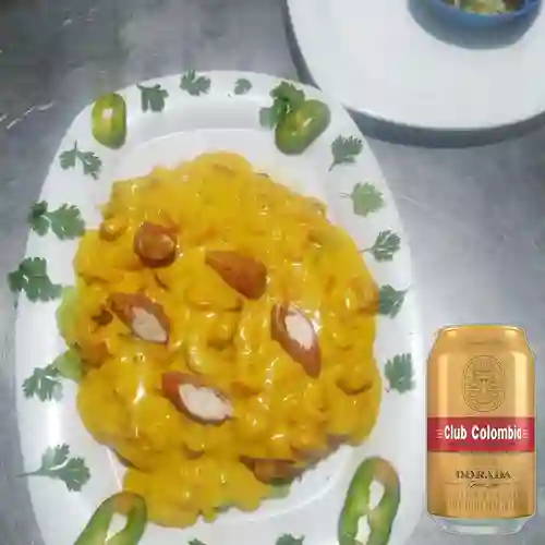 Combo Patacón a la Marinera + Club Col. Dorada Lata 330ml