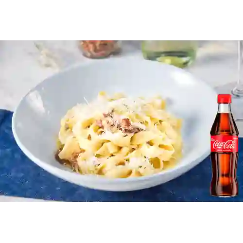 Combo Fetuccini Carbonara + Coca Cola Original 300ML