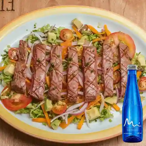 Ensalada Fierro C/ Baby Beef + Manantial S/gas 500ml