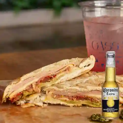 Combo Meat And You Panini de Carnes + Coronita 210ml