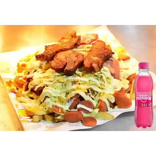 Combo Salchipapa Costilluda + Postobón Manzana 250 ml
