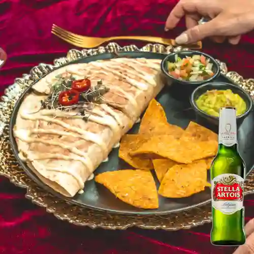 Combo Quesadilla Pollo&Chicharrón + Stella Artois 355ml