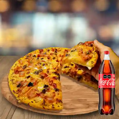 Combo Pizza Grande 50/50 +Coca- Cola Orig 1.5l