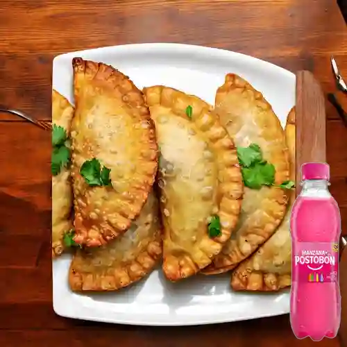 Combo Pastel de Pollo&Queso +Postobón Manzana 250ml