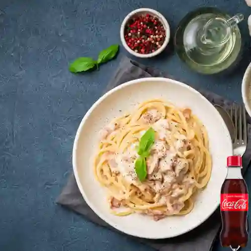 Carbonara c/ Tocineta Ahumada +Cocacola Org 250ml