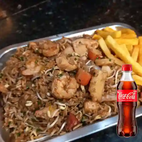 Combo Arroz Chino Sencillo + Coca Cola Original 400 ml