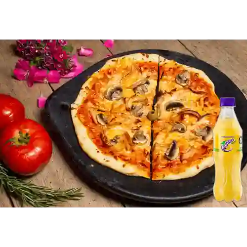 Combo Pizza Pollo Champiñones + Quatro Original 400ML