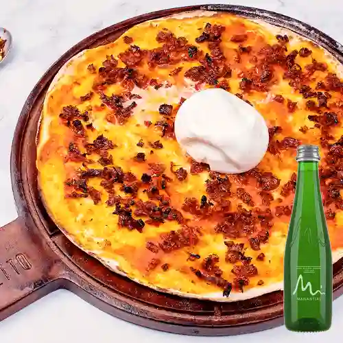 Pizza Burrata&Cebolla Caramelizada +Manantial c/Gas 300ml