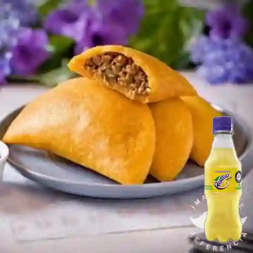 Combo Empanada de Carne Papa + Quatro Original 250ML