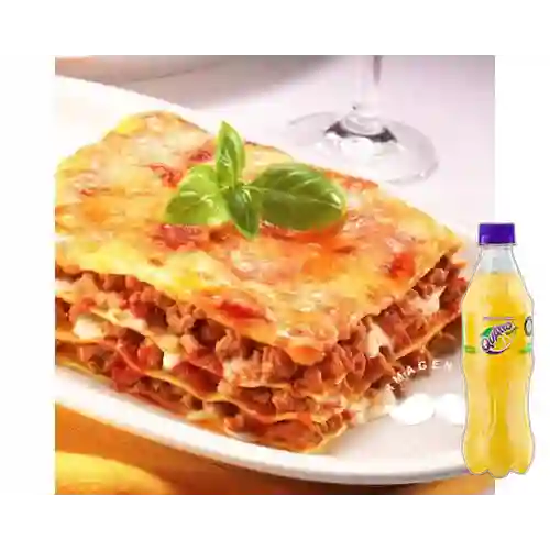 Combo Lasaña Mixta + Quatro Original 400ML