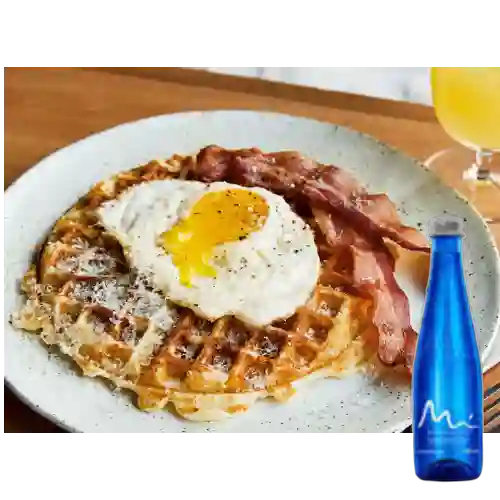 Combo Waffle de Desayuno + Agua Manantial 400ml