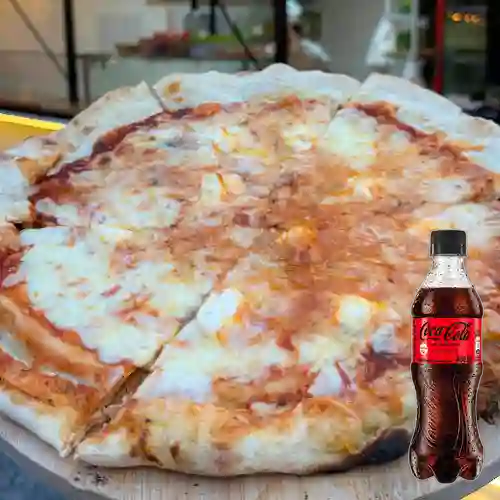 Combo Pizza 4 Quesos + Coca Cola Sin Azúcar 400 ml