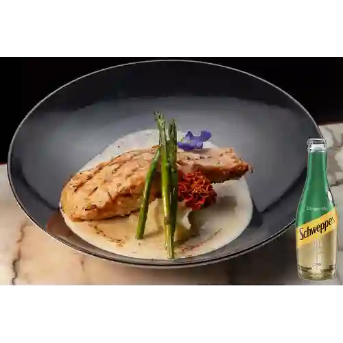 Combo Adoquín de Salmón + Schweppes Ginger Ale 300ML