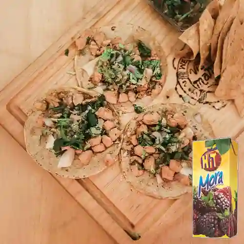 Combo Tacos Chicharrón X3 + Hit Mora 200 ml
