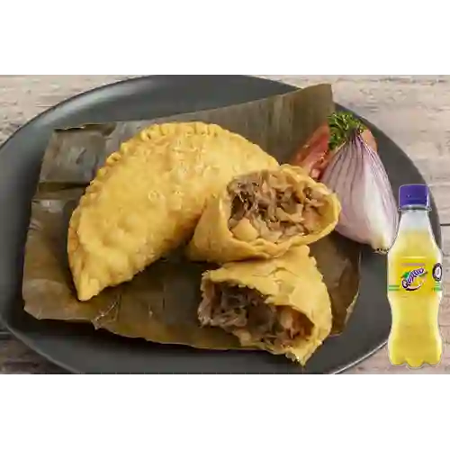Combo Empanada D' Lomo Saltado + Quatro Original 250ML