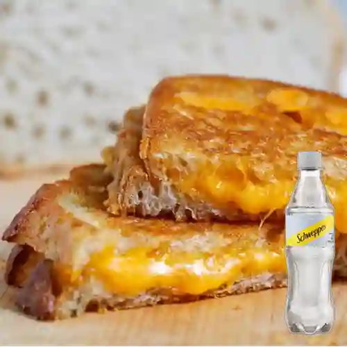 Combo Amarillo Sándwich + Schweppes Soda 400ml