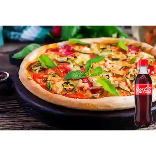 Combo Pizza Vegetariana Pequeña + Cocacola Orig 400 ml