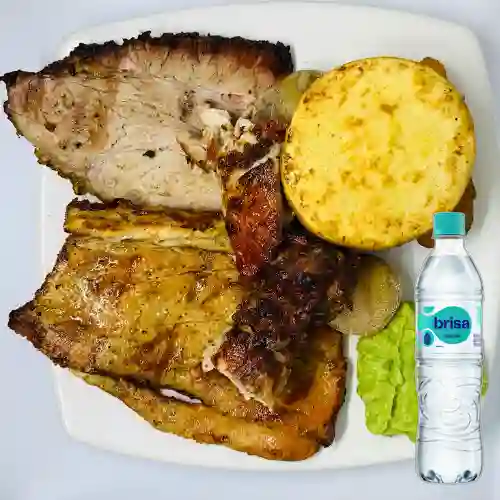 Combo Parrillada Mixta Individual +Brisa S/gas 600ML