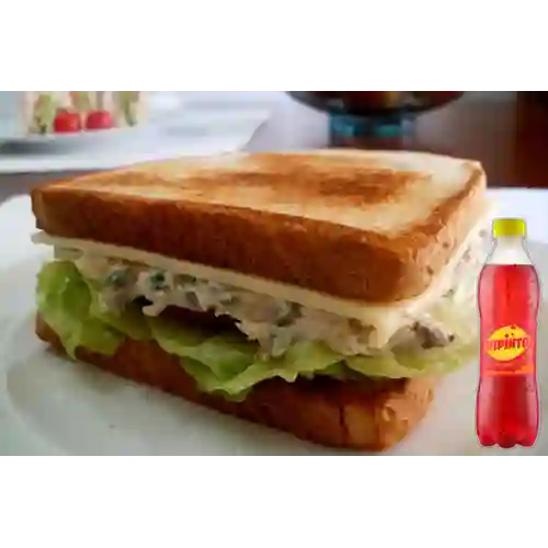 Combo Sándwich de Polo + Kola Hipinto 400 ml
