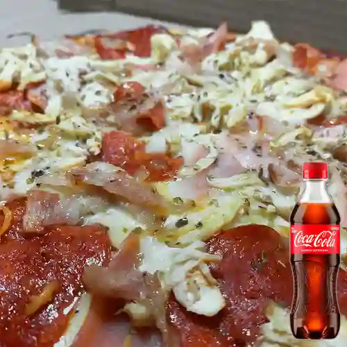 Combo Pizza Carnivora + Coca-Cola