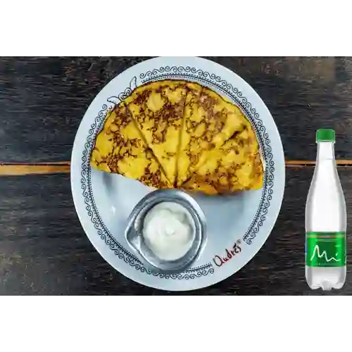 Combo Arepa de Chócolo + Manantial Con Gas 600ML