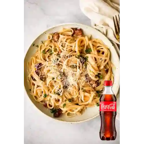 Combo Spaguetti Carbonara + Coca Cola Original 400 ml