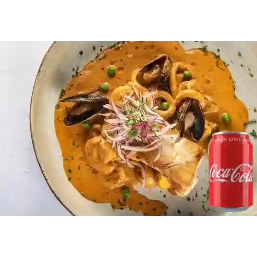 Combo a Lo Macho + Coca-Cola Sabor Original 330 ml