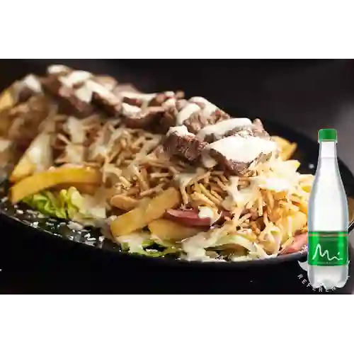 Combo Salchipapa 5 Carnes + Manantial Con Gas 600ML
