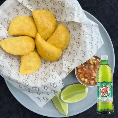 Combo Mini Empanadas + Canada Dry Ginger Ale 300 ml